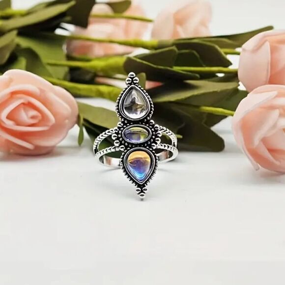 Exquisite Mosaic Ring Silver Plated Inlaid with Synthetic Gems - Picture 8 of 9